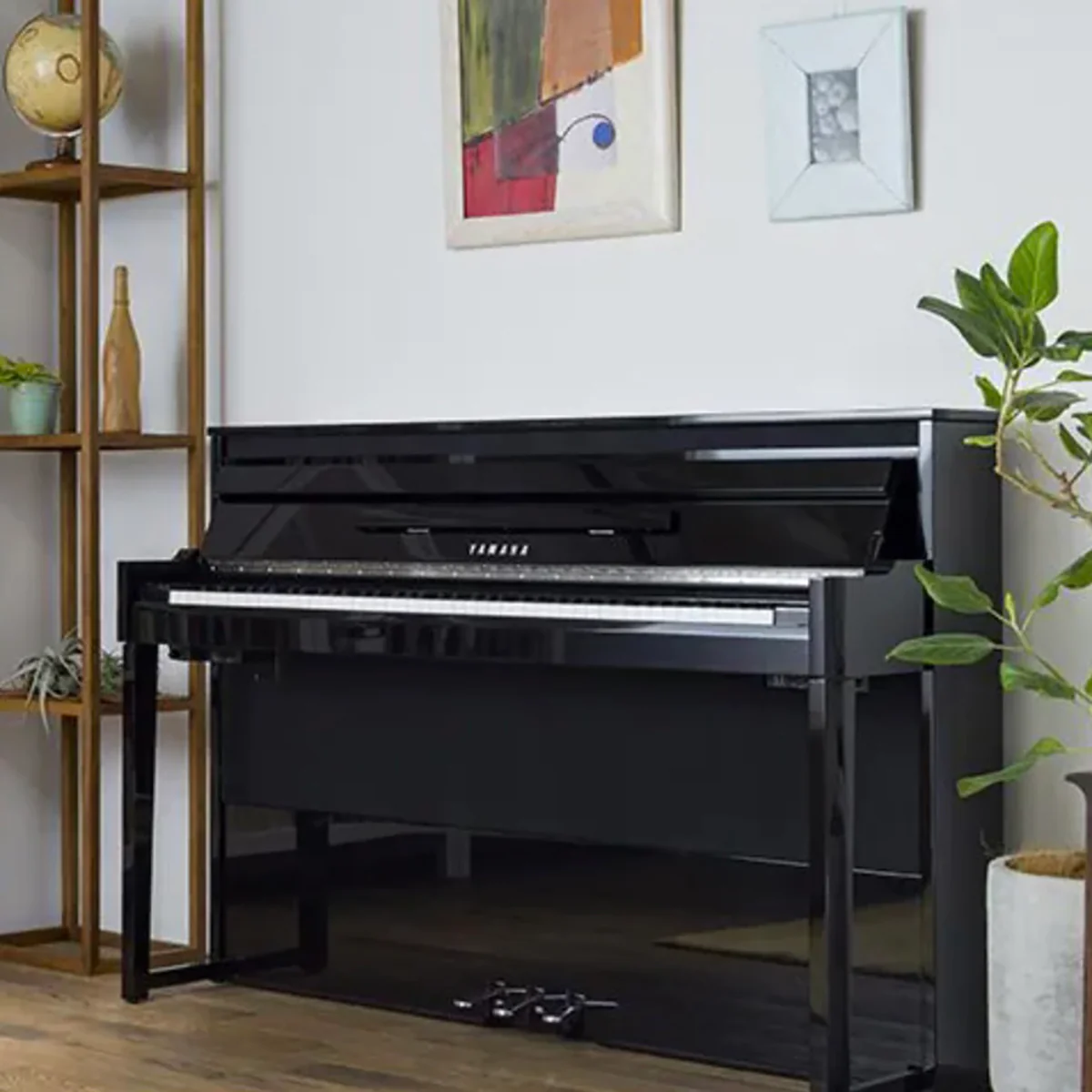 
Steinway vs Yamaha Piano: Which One Will Reign Supreme? [Expert Comparison]
