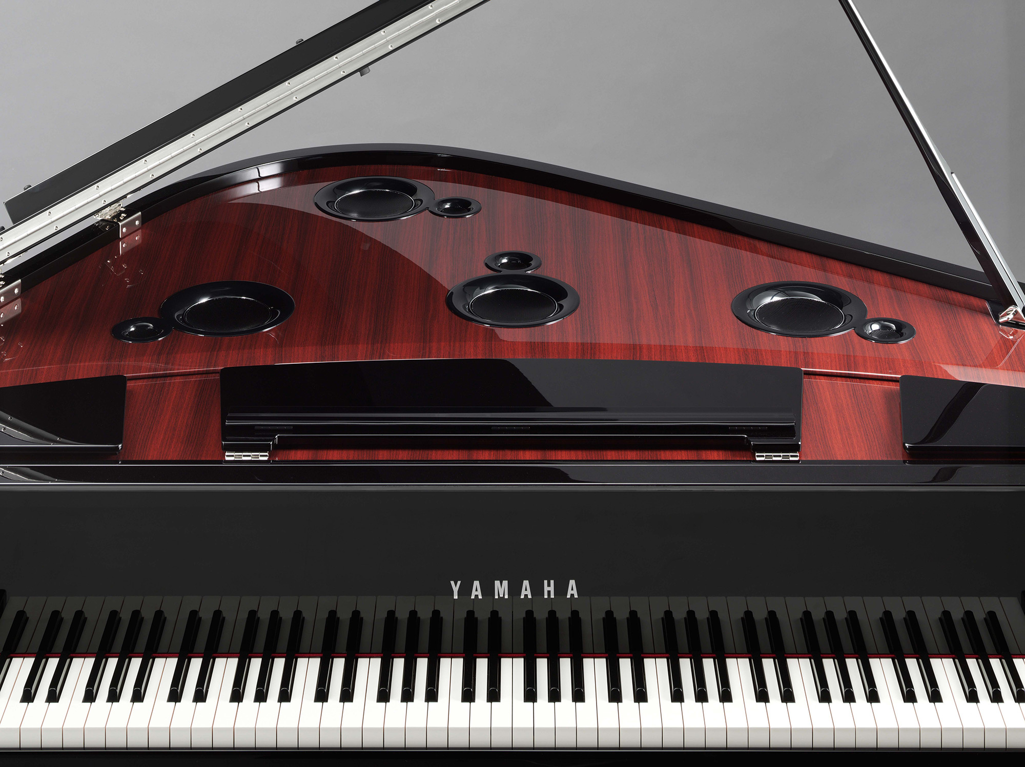 
The Ultimate Guide: Difference Between Kawai and Yamaha Piano You Need To Know
