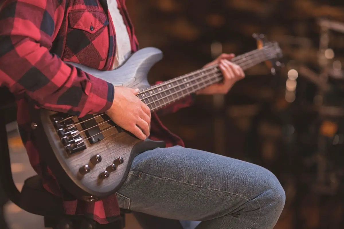 How Hard Is It To Learn Bass Guitar?