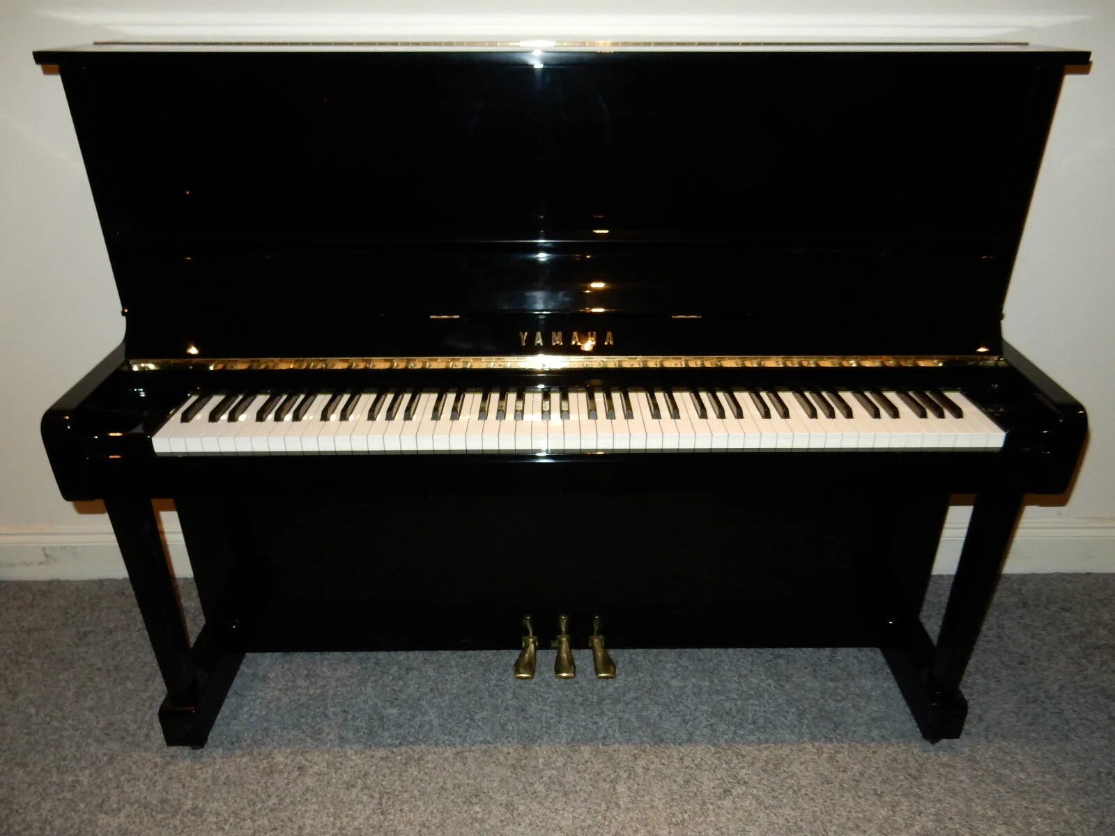 Are Old Upright Pianos Worth Money?