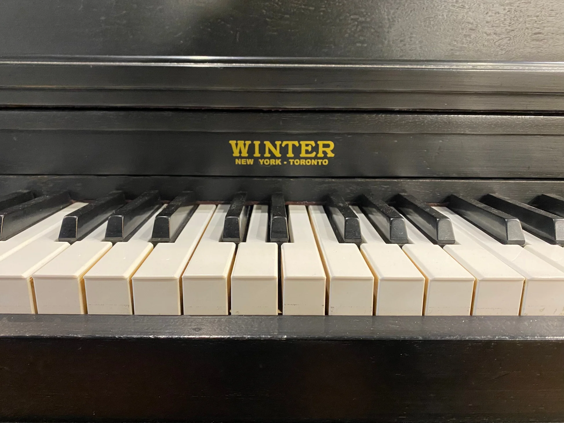 winter upright piano care