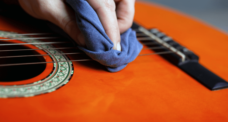 How to clean your guitar