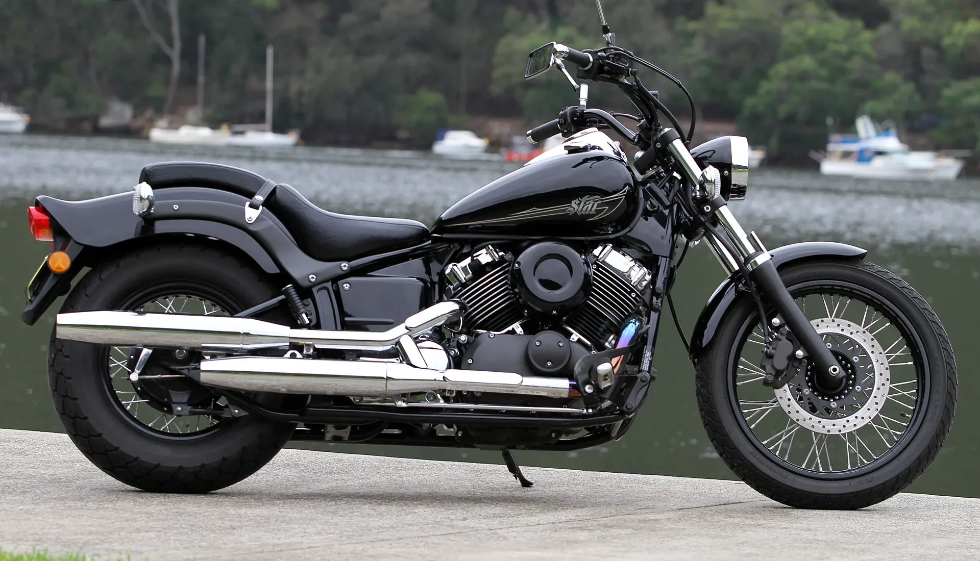 Yamaha v star 650 motorcycle