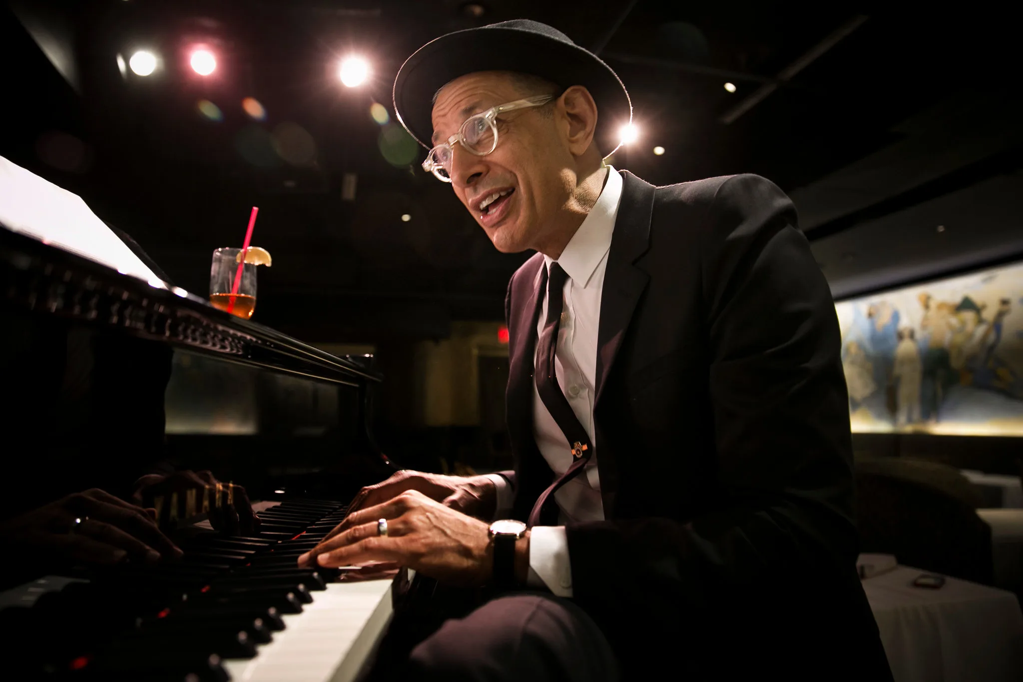 Does Jeff Goldblum Play Piano?