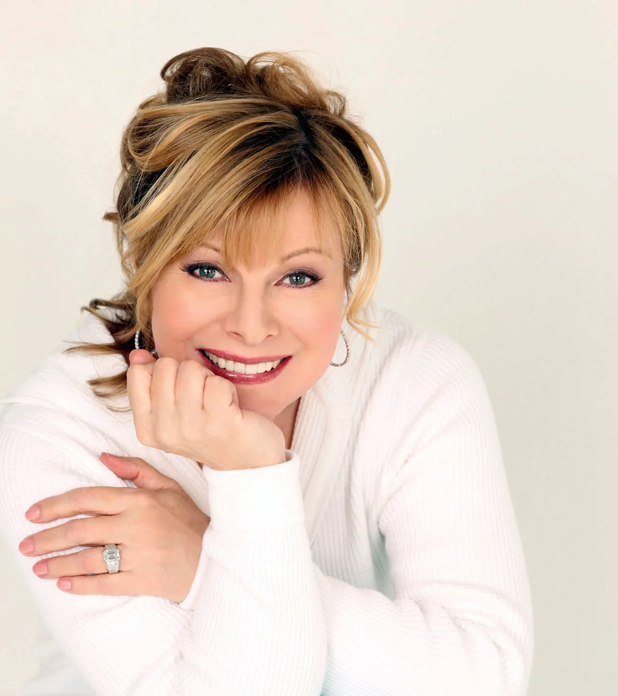 Does Jenny Jones Play the Drums?