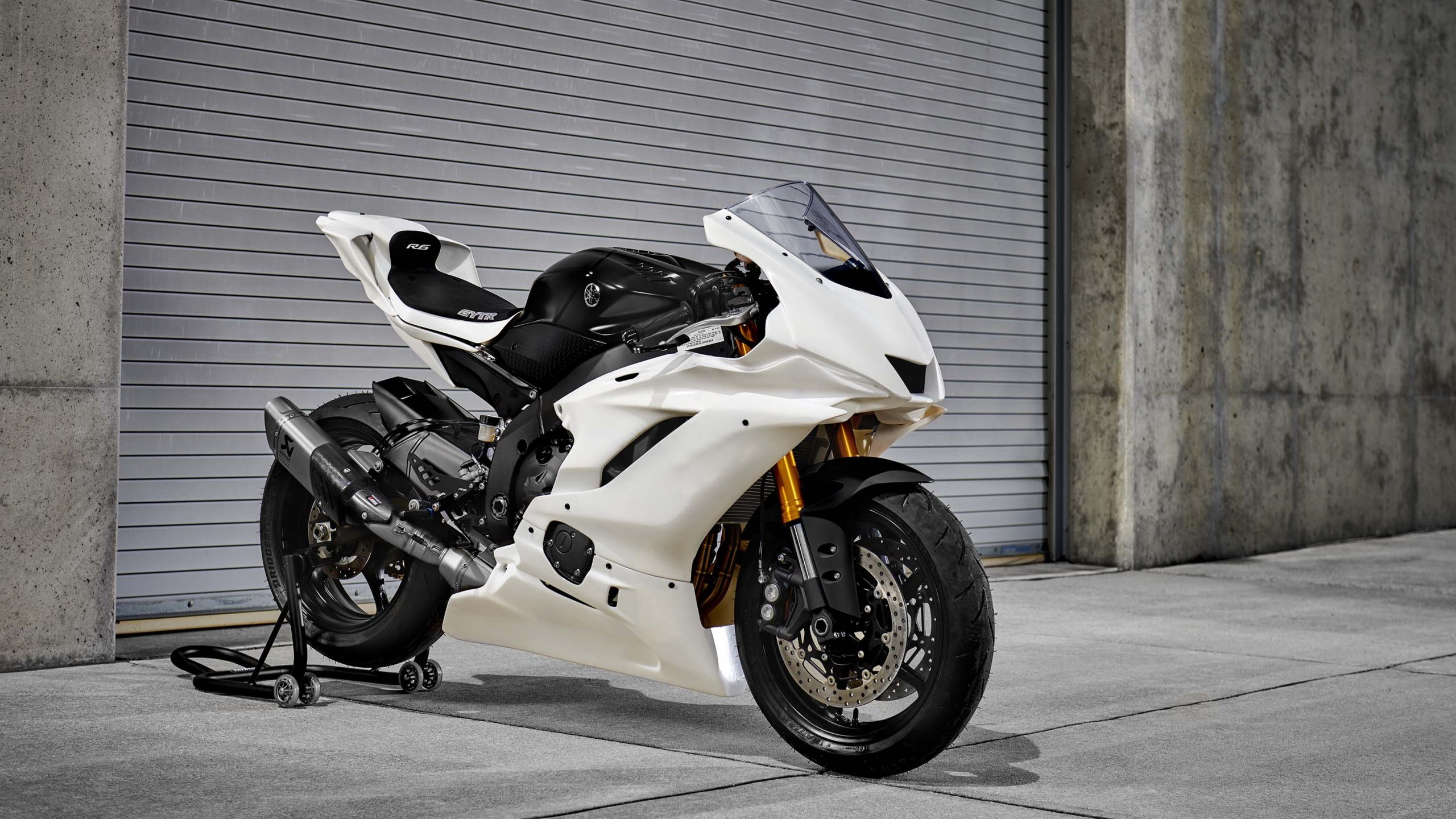 Yamaha R6 Archives - Asphalt & Rubber