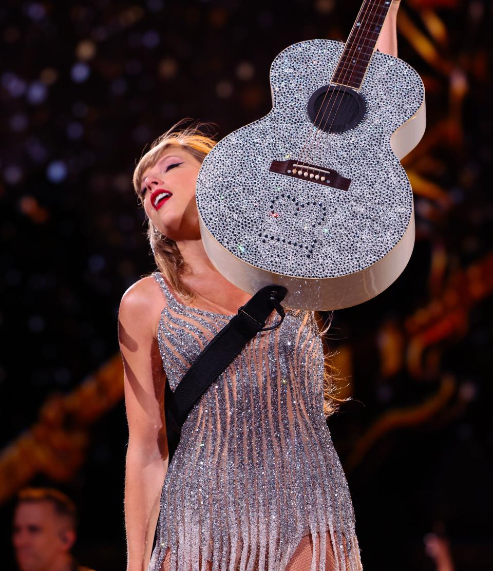 Taylor Swift Shows Off Her Full Lineup of Concert Guitars in 'The Eras Tour  Book' Photos: First Look (EXCLUSIVE)