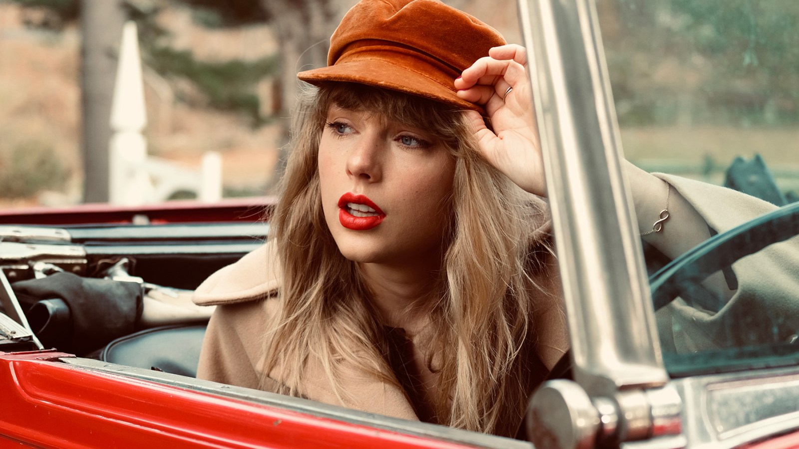 Taylor Swift's 10-Minute 'All Too Well' Becomes Longest Number One Hit