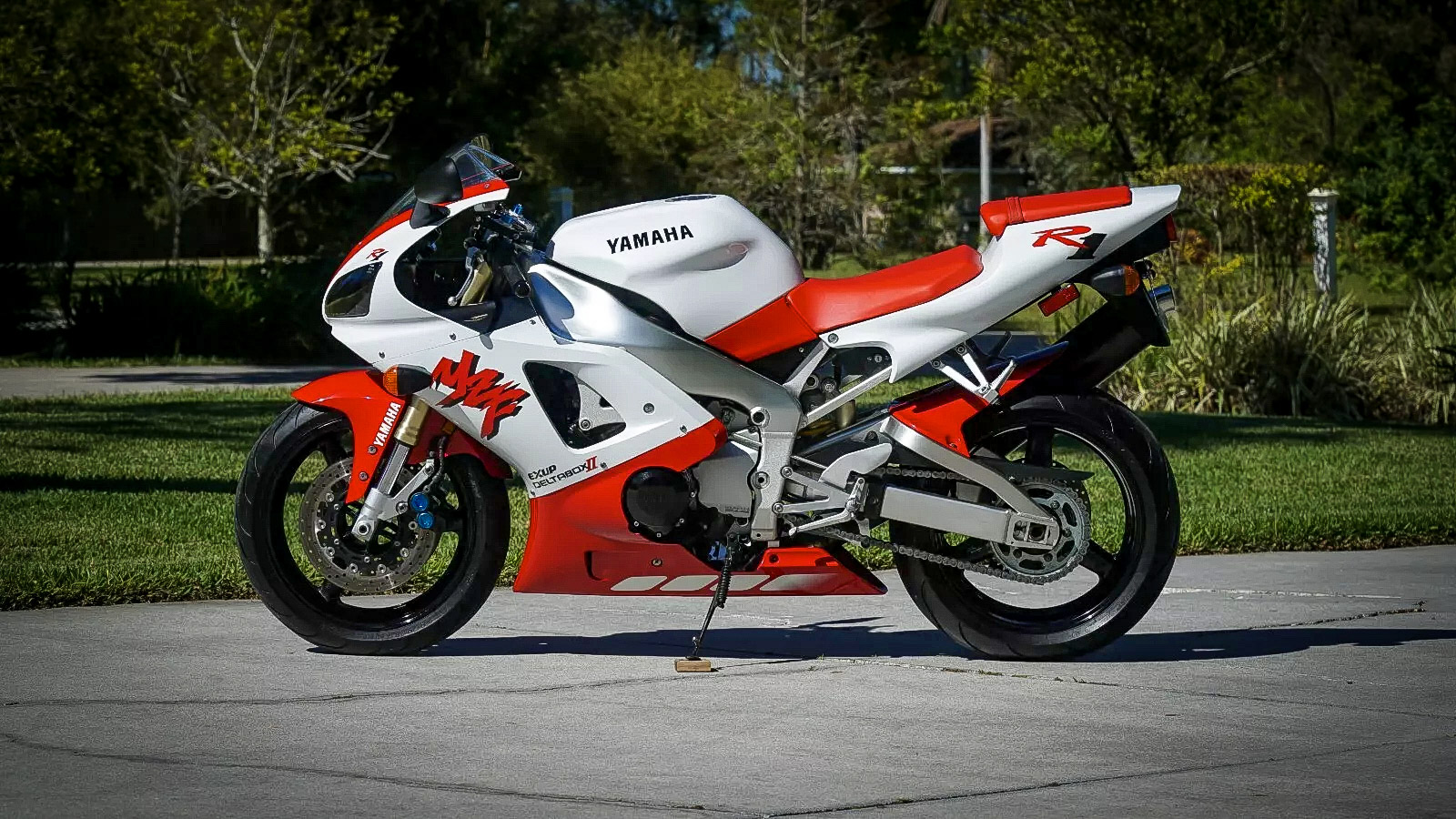 Original and Unmodified Yamaha YZF-R1 Is a Rare Find - eBay Motors Blog