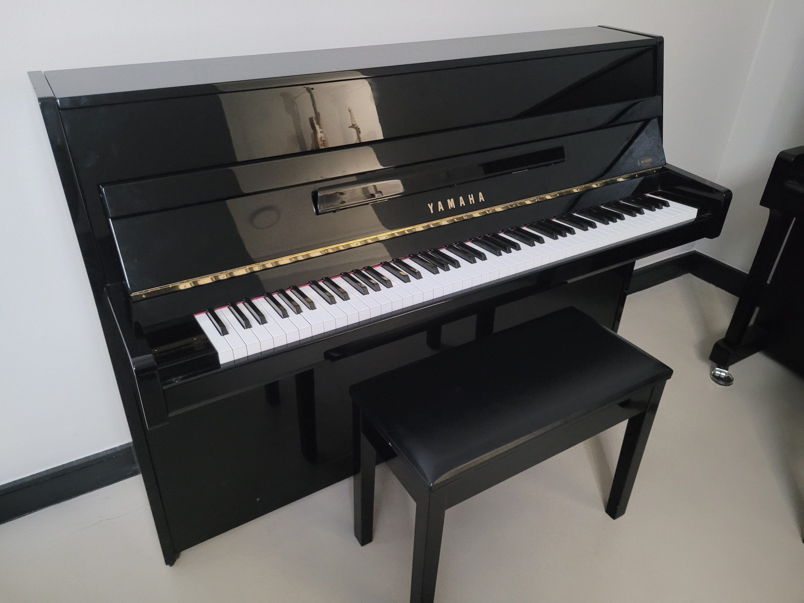 Yamaha Model JU109 PE Upright Piano (sold) – Heuer Pianos