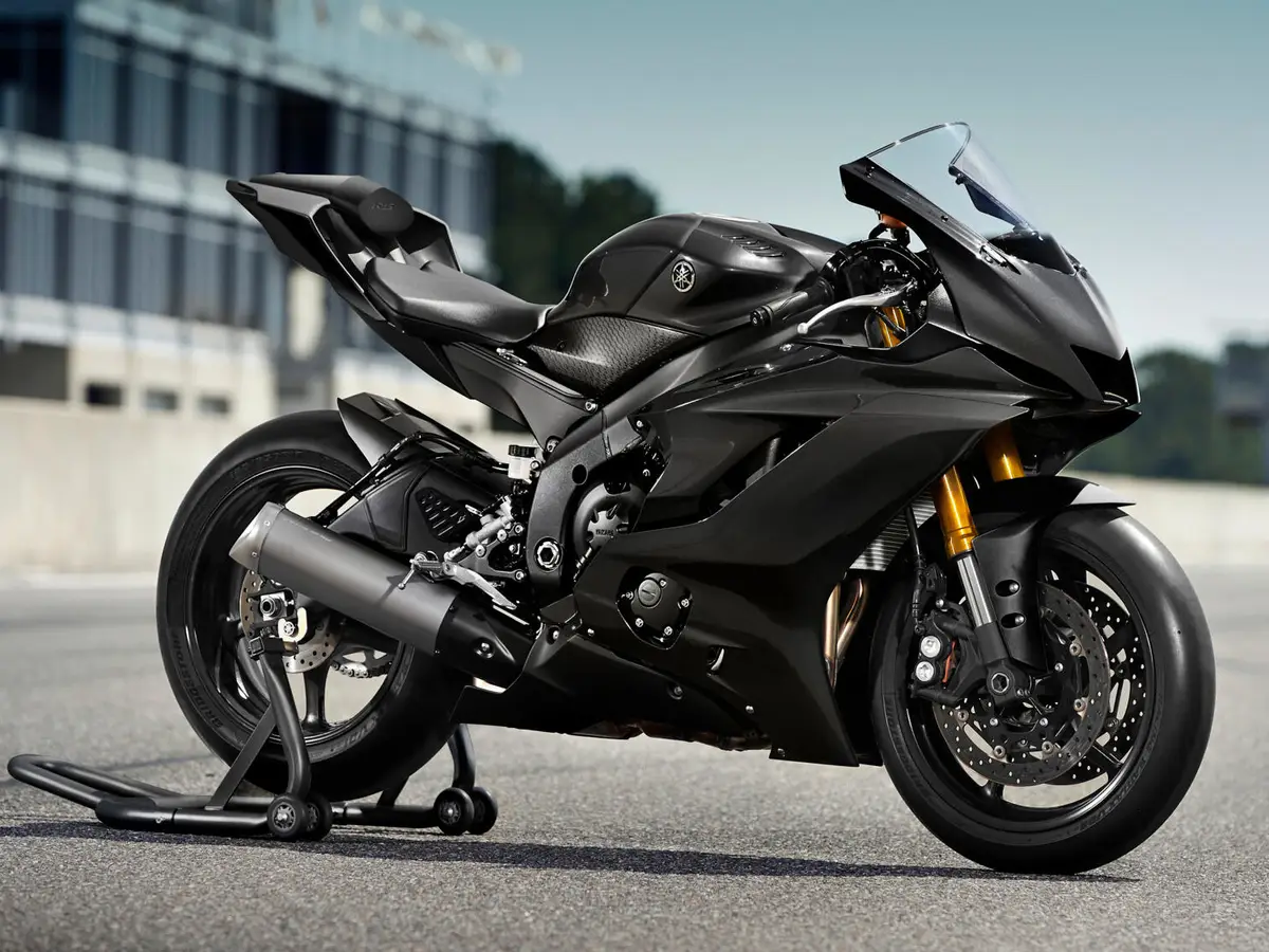 Yamaha YZF-R6 competition model for sale in Japan, by order only… and with no specification changes, just price - M Sports