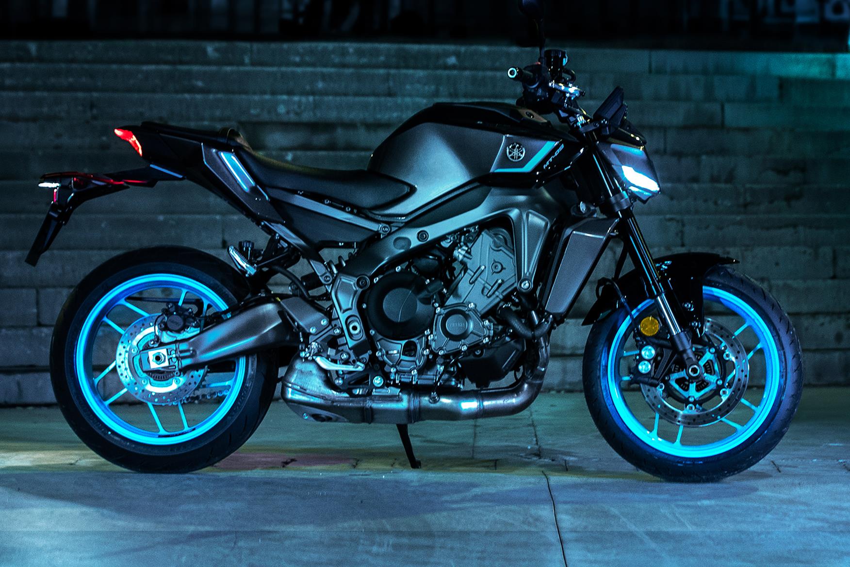 Next-gen MT-09 is go! Yamaha's popular three-cylinder roadster gets bold new facelift, fresh ergonomics and updated tech