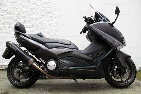 First Ride: 2013 Yamaha TMAX Black Max 530 review | Visordown