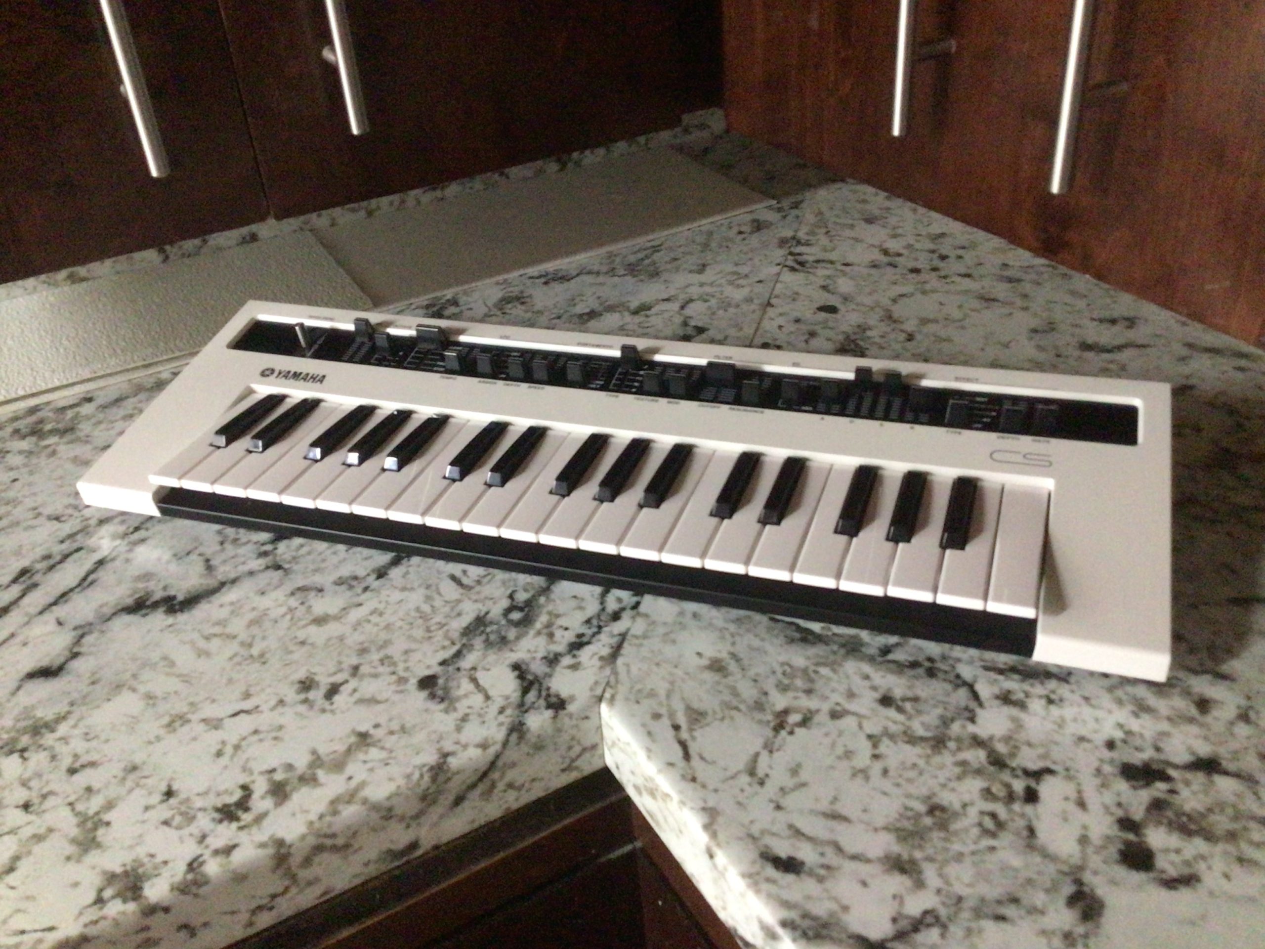Yamaha Reface CS - Wikipedia