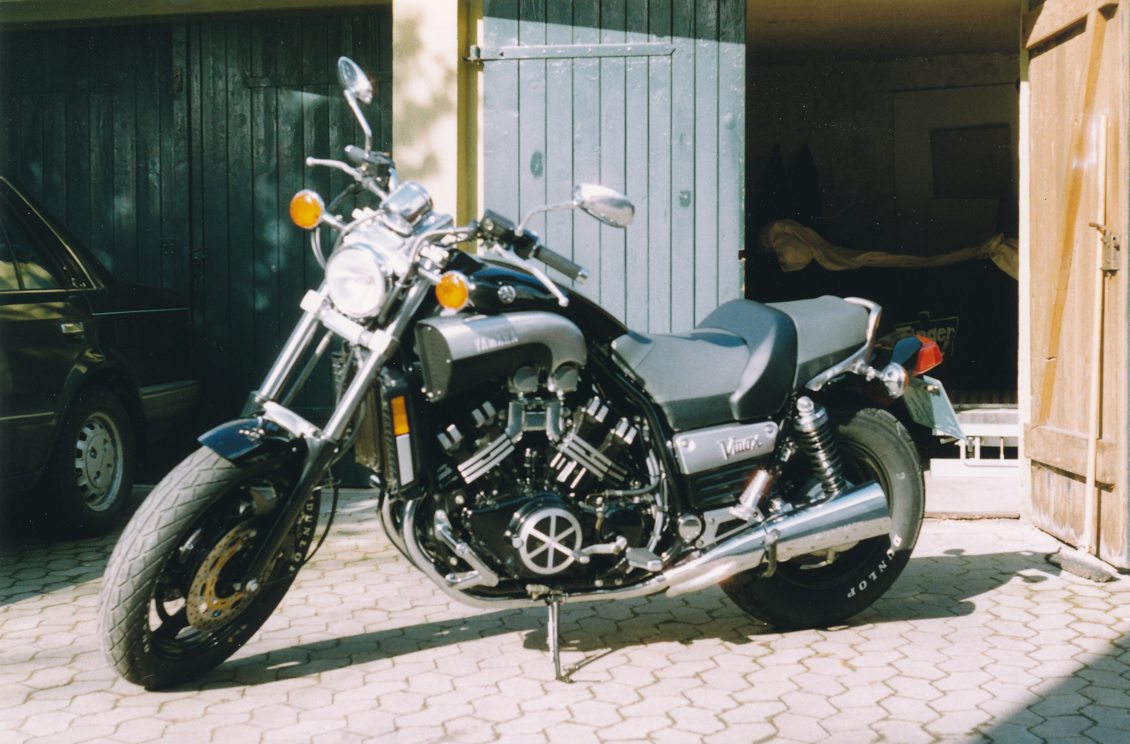 Yamaha VMAX - Wikipedia