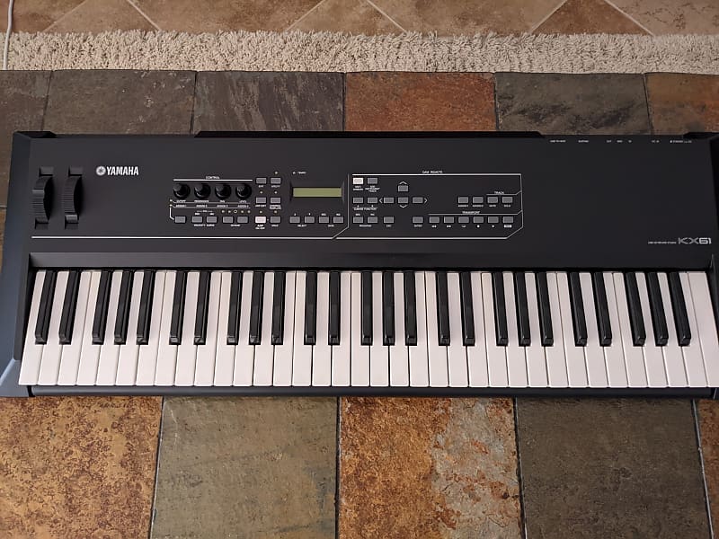 Yamaha KX61 MIDI Keyboard Controller