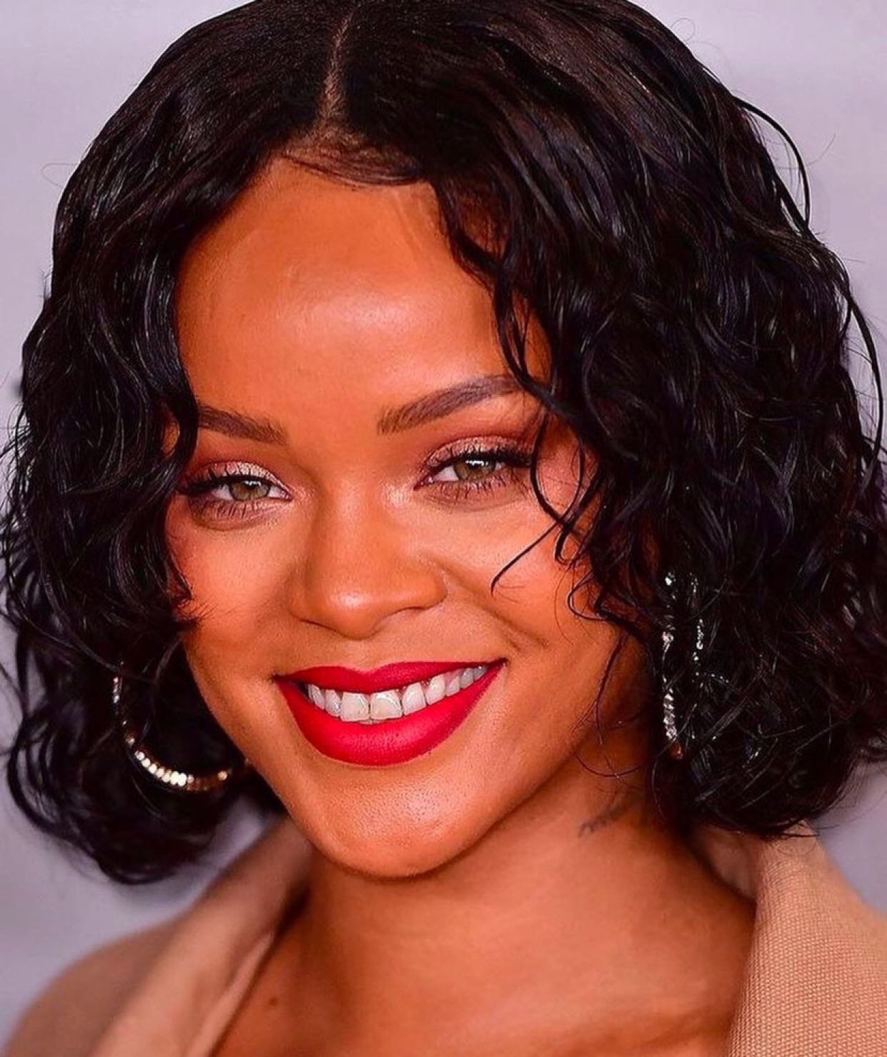 Did You Know Rihanna's Song 'Diamonds' Was Originally Made For Kanye West? | Boombuzz