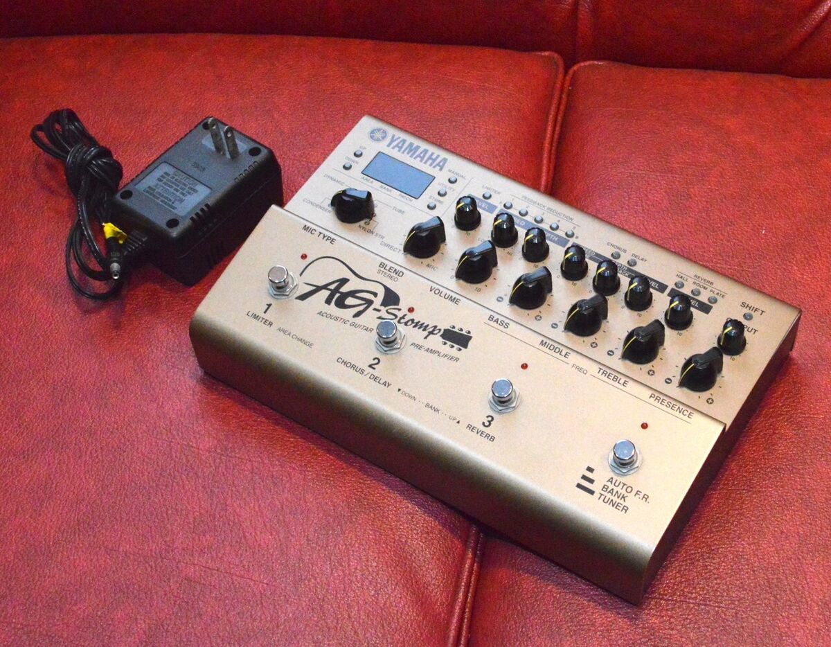 YAMAHA AG-Stomp acoustic guitar preamp Guitar Effect Pedal In Working Order