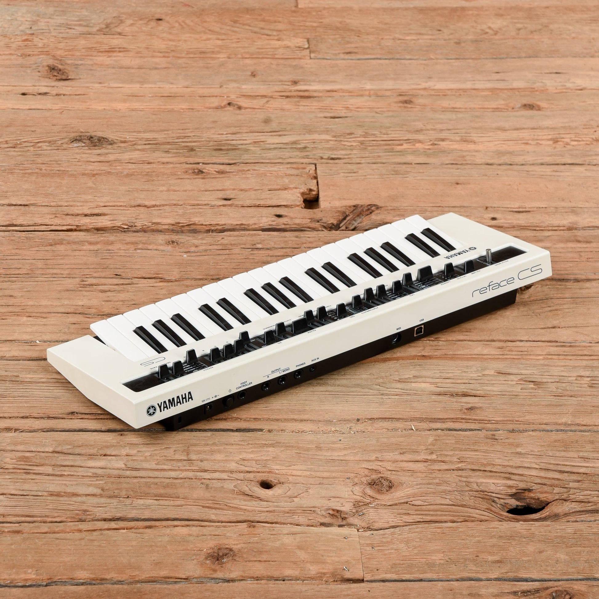 Yamaha Reface Custom Shop Virtual Analog Synthesizer – Chicago Music  Exchange