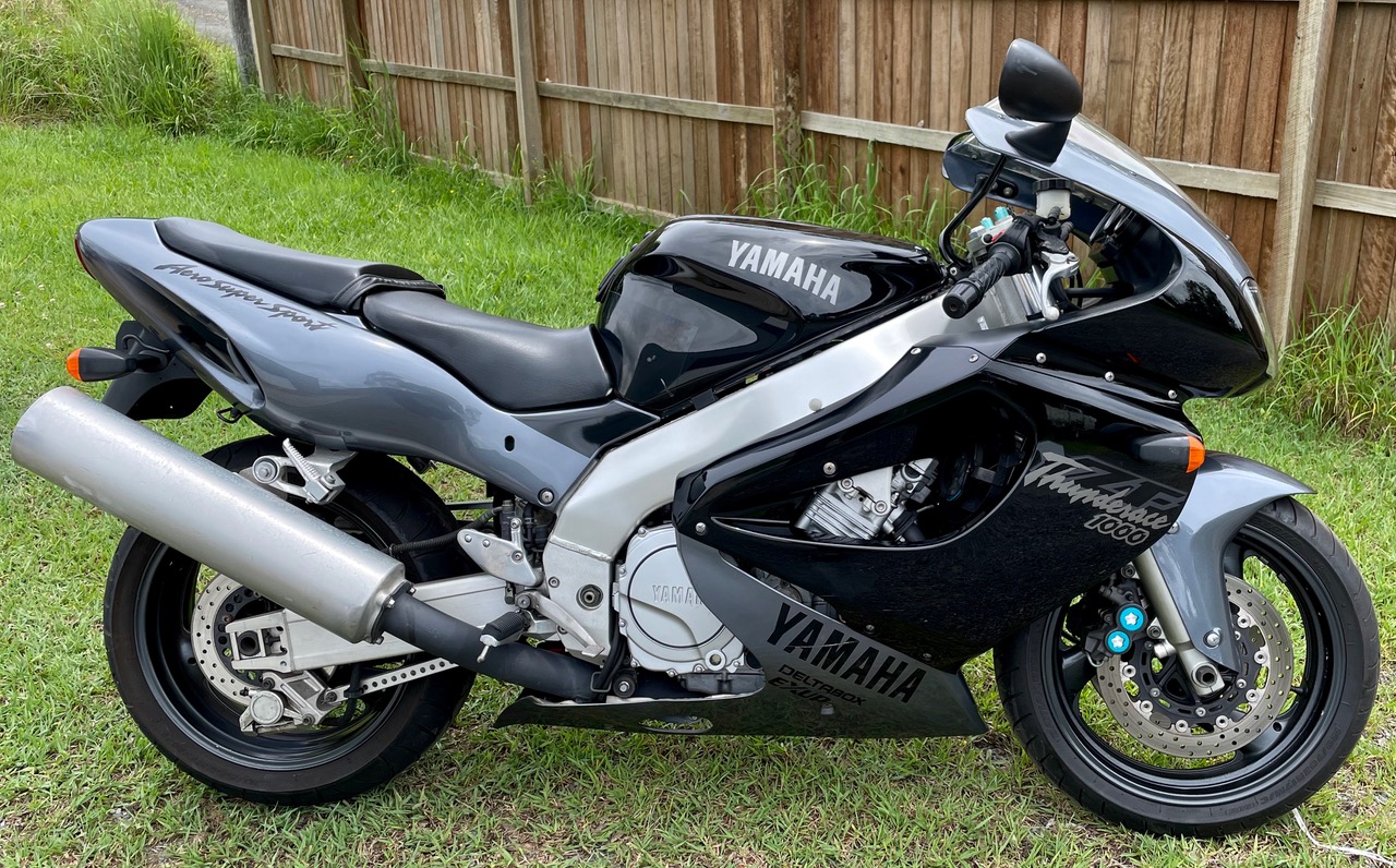 YAMAHA YZF1000R THUNDERACE 96 03 fashion